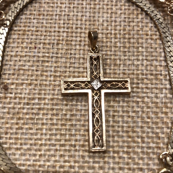 2 gold tone bracelets and gold tone cross pendant - Picture 2 of 5